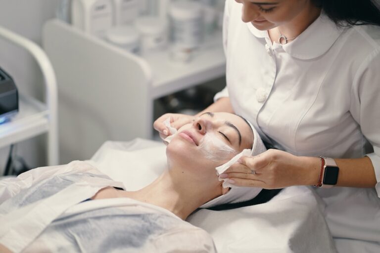 Achieving Flawless Skin: Tips from the Best Skincare Doctor in Greater Noida.